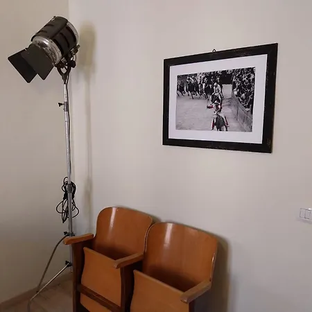 Ciclamino Fori Porta Pispini 2 公寓